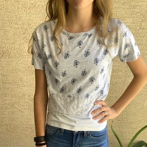Old Navy Grey Floral Tee Shirt M 8 GUC